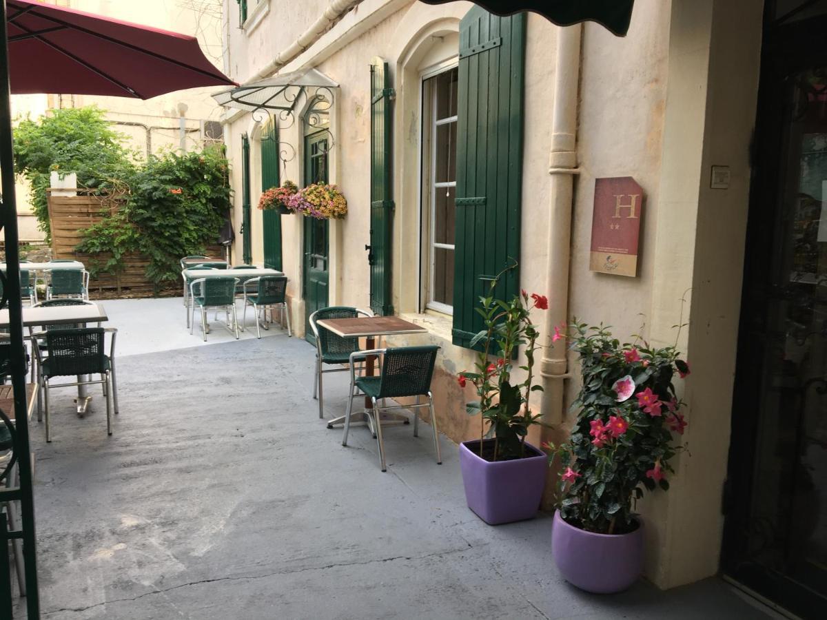Hostellerie De La Source Arles Exteriör bild